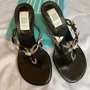 Adorable Jildor Black Kitten Heel Thong Sandal